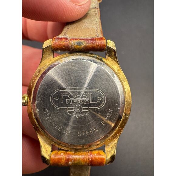 Vintage Fossil Collection Quartz Retro-Age Watch Gold Tone Brown Leather Strap